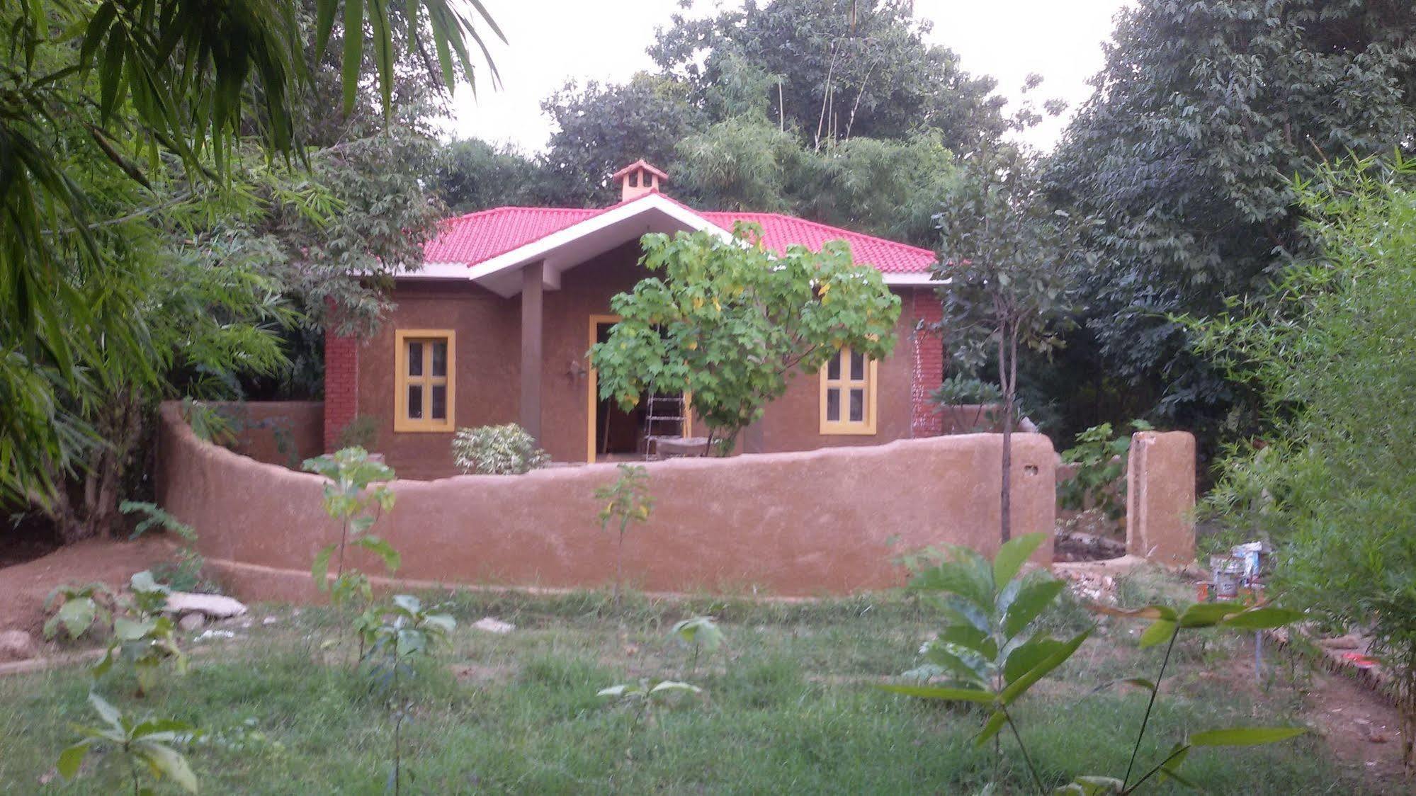 Lemon Tree Wildlife Resort, Bandhavgarh Tala  Luaran gambar